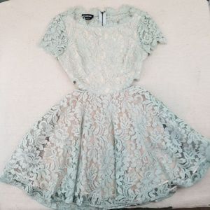 Bebe lace dress